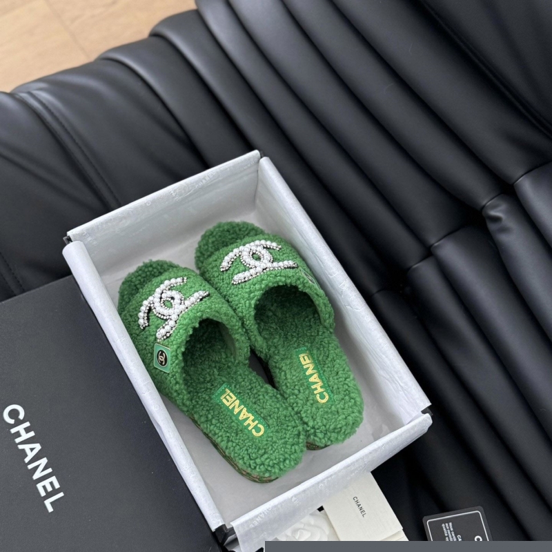 Ch*el slippers